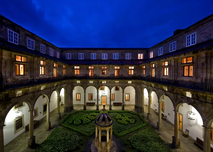 Parador De Santiago - Hostal Reis CatolicosHostal